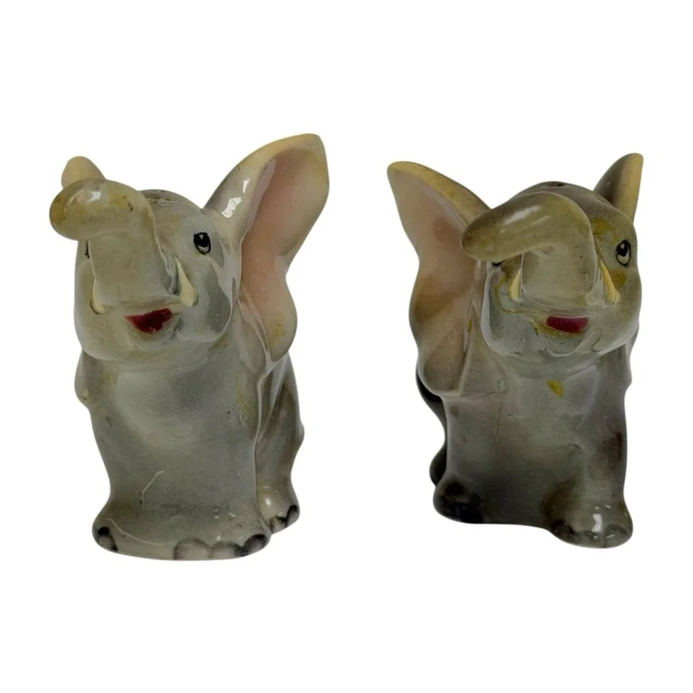 Vintage Ceramic Elephant Salt & Pepper Shakers Set Cute W/ Cork Stopper Cute‎